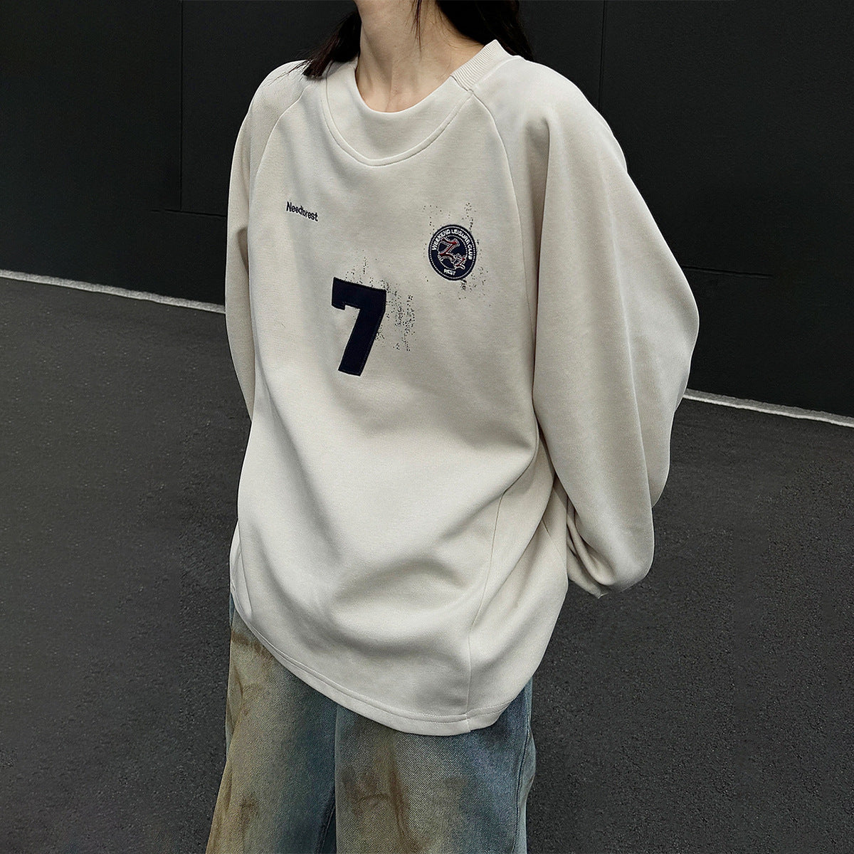 Retro sports long sleeved sweater pullover sweatshirt